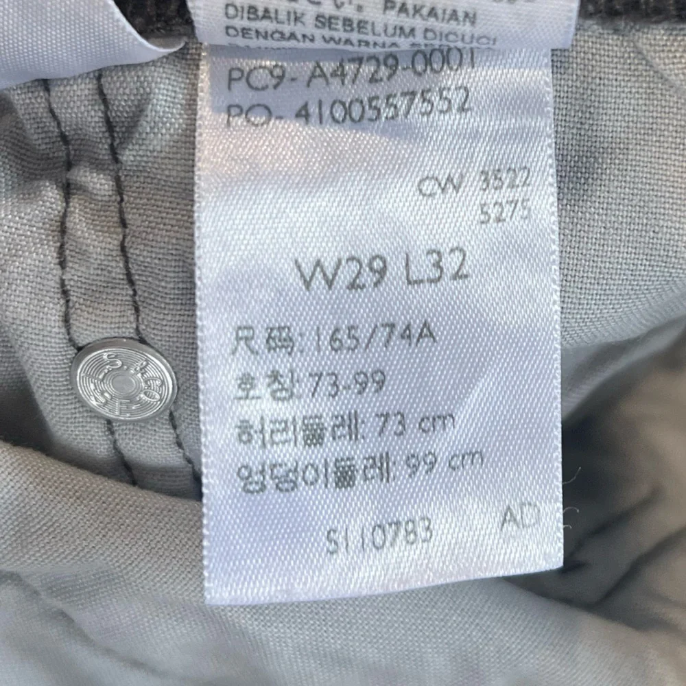 Levi’s woman’s straight leg jeans size large w29L32 light black/gray - Picture 7 of 10
